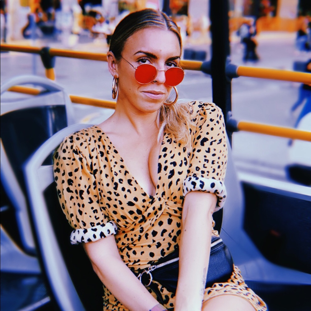 Meet your Posher, Kelly